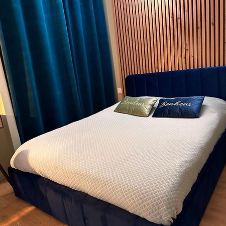 Un Appartement En Centre Ville , A 2 Pas Du Chateau De Villers Cotterets Eksteriør billede
