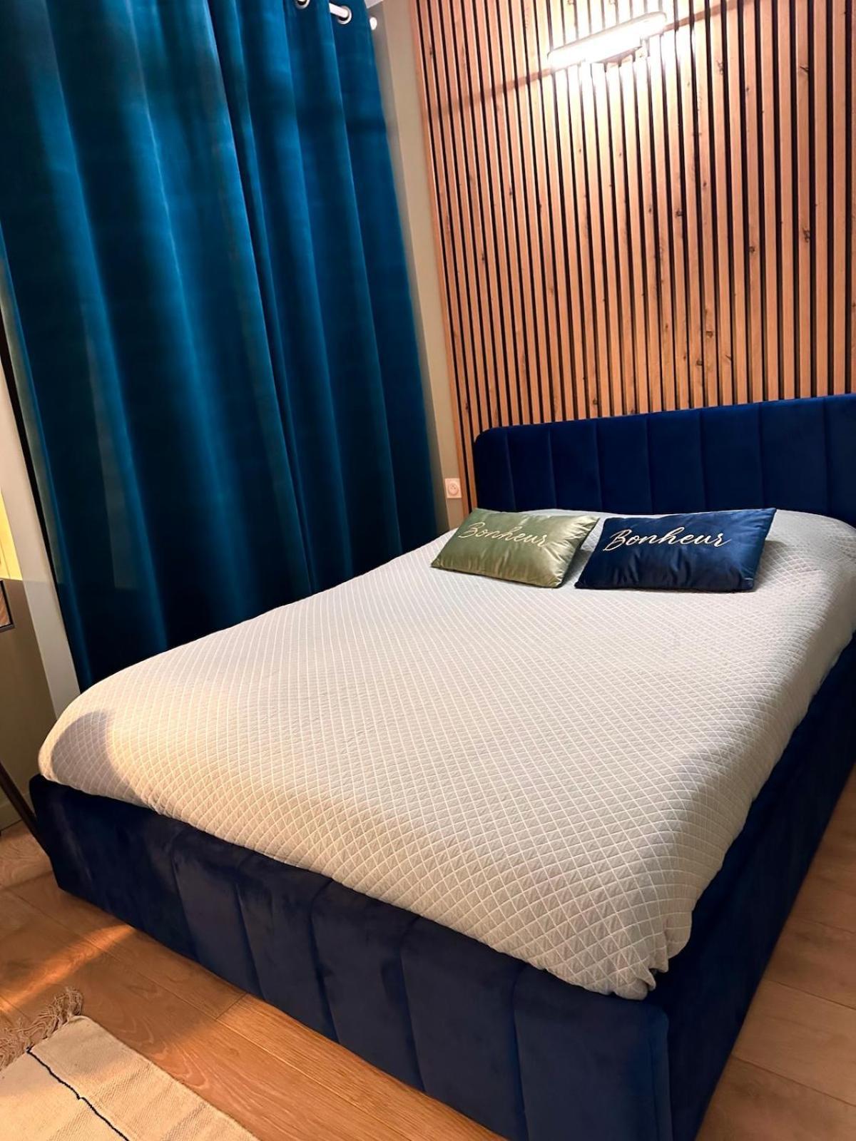 Un Appartement En Centre Ville , A 2 Pas Du Chateau De Villers Cotterets Eksteriør billede